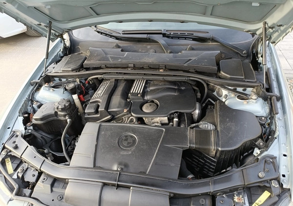 BMW Seria 3 cena 16950 przebieg: 271000, rok produkcji 2006 z Malbork małe 254